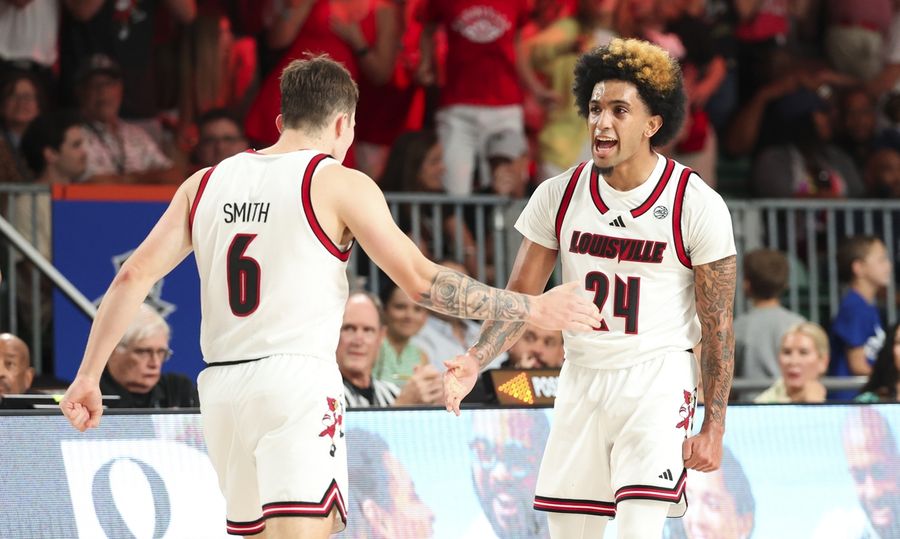 NCAA Basketball: Battle 4 Atlantis-Louisville vs West Virginia