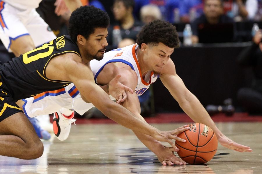 NCAA Basketball: ESPN Events Invitational-Championship Wichita State at Florida