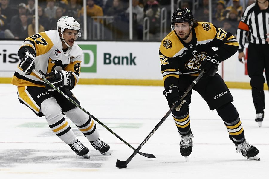 NHL: Pittsburgh Penguins at Boston Bruins