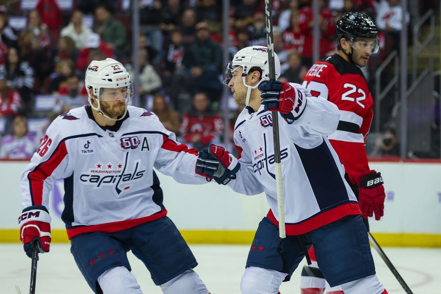 Capitals hold off Devils' rally in third period