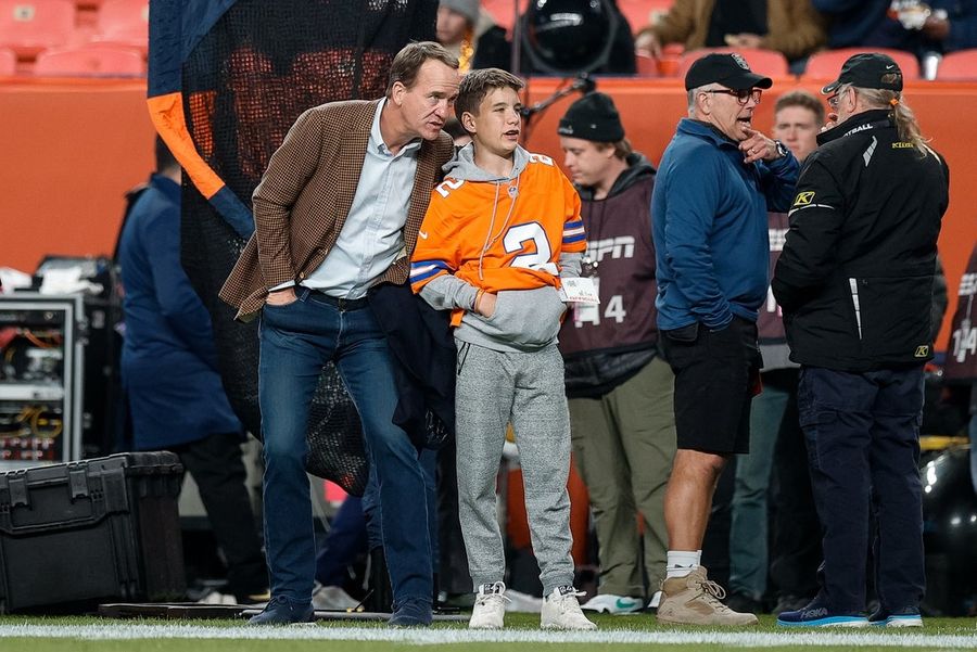 Next Manning enters quarterback pipeline