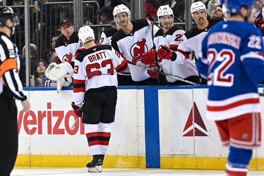 NHL: New Jersey Devils at New York Rangers