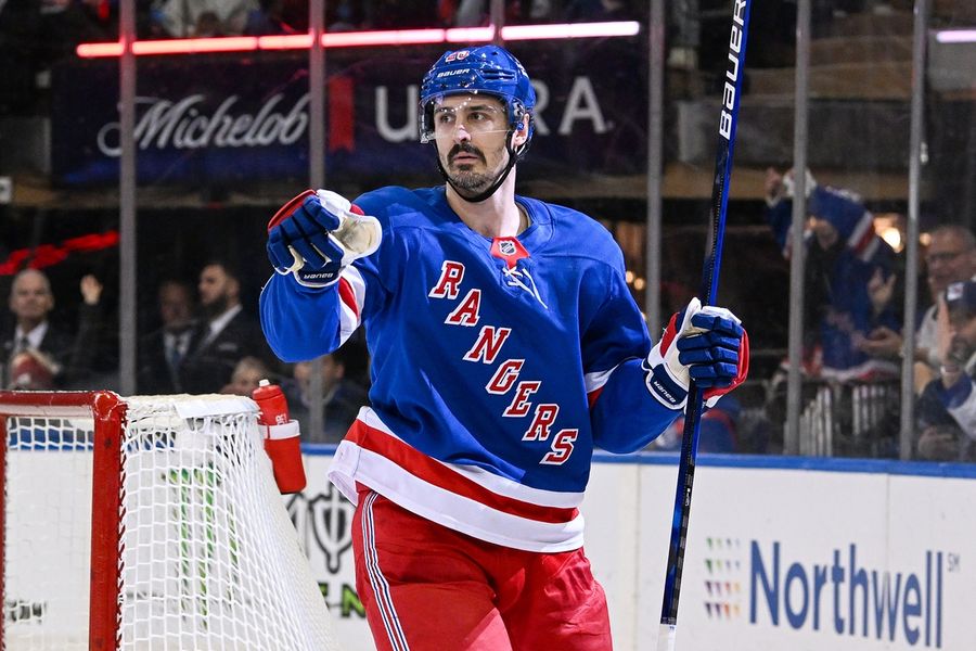 NHL: New Jersey Devils at New York Rangers