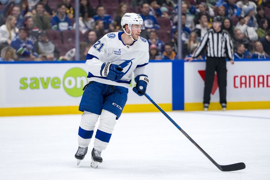 NHL: Tampa Bay Lightning at Vancouver Canucks