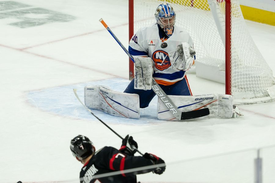 NHL: New York Islanders at Ottawa Senators