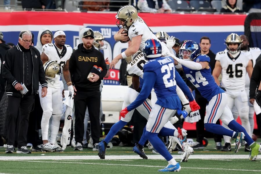 NFL: New Orleans Saints at New York Giants