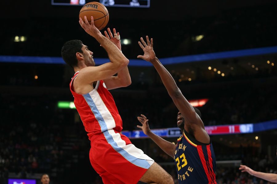 Grizzlies put historic 51-point beatdown on Warriors