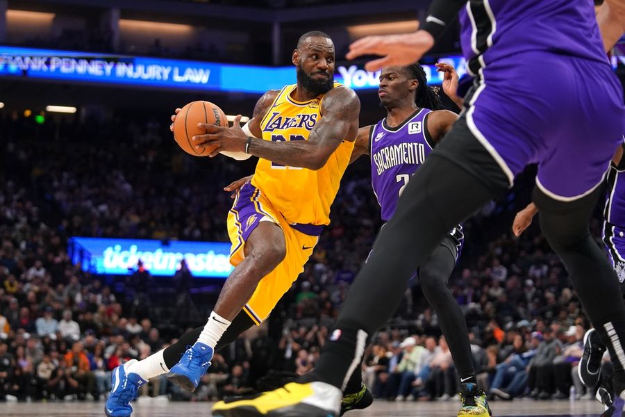 Lakers chasing another victory in rematch with Kings