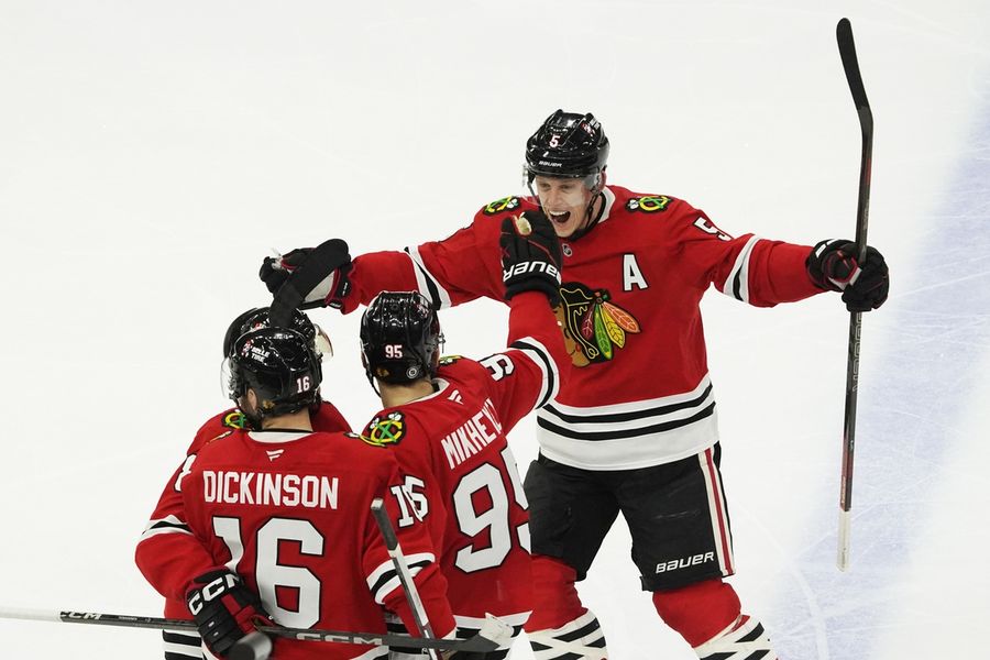 Deadspin | Blackhawks seek rare home win streak as Kraken visit