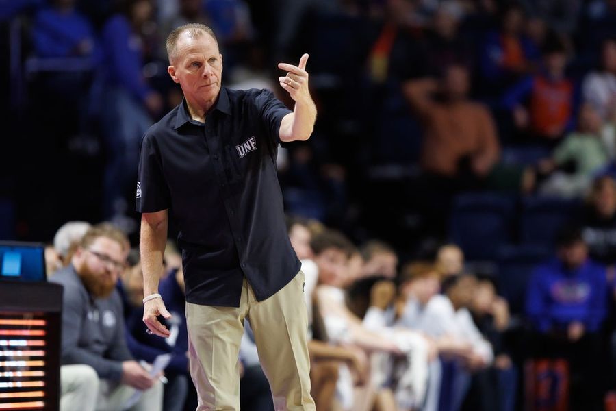 NCAA Basketball: North Florida at Florida