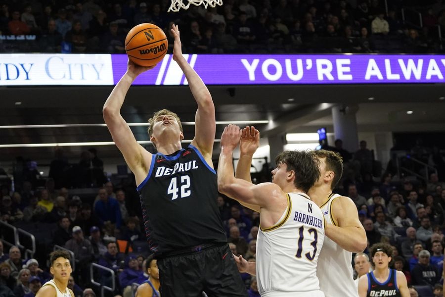 Nick Martinelli, Brooks Barnhizer help Northwestern beat DePaul