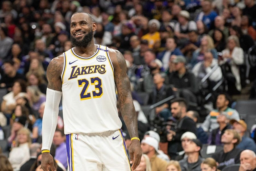 NBA: Los Angeles Lakers at Sacramento Kings