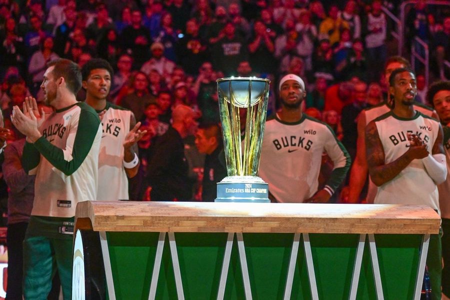 NBA: Washington Wizards in Milwauki Box