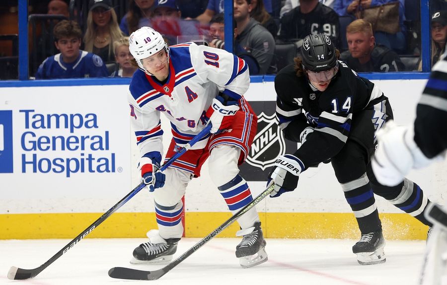 High-scoring Brayden Point leads Lightning past Rangers