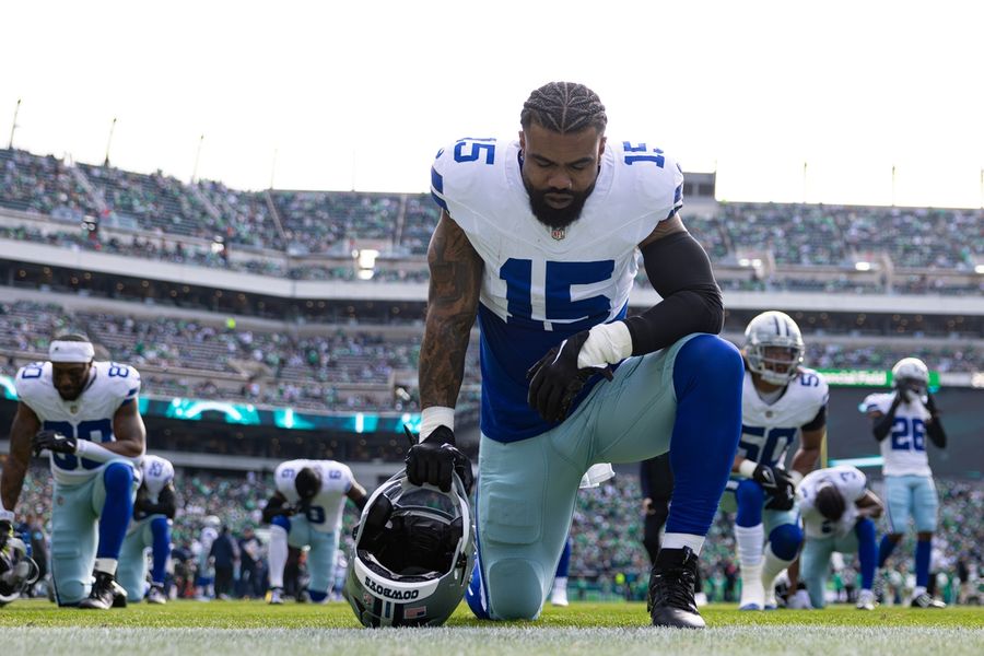 NFL: Dallas Cowboys at Philadelphia Eagles