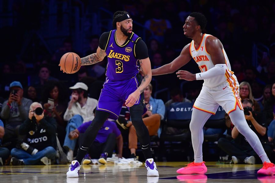 NBA: Atlanta Hawks at Los Angeles Lakers