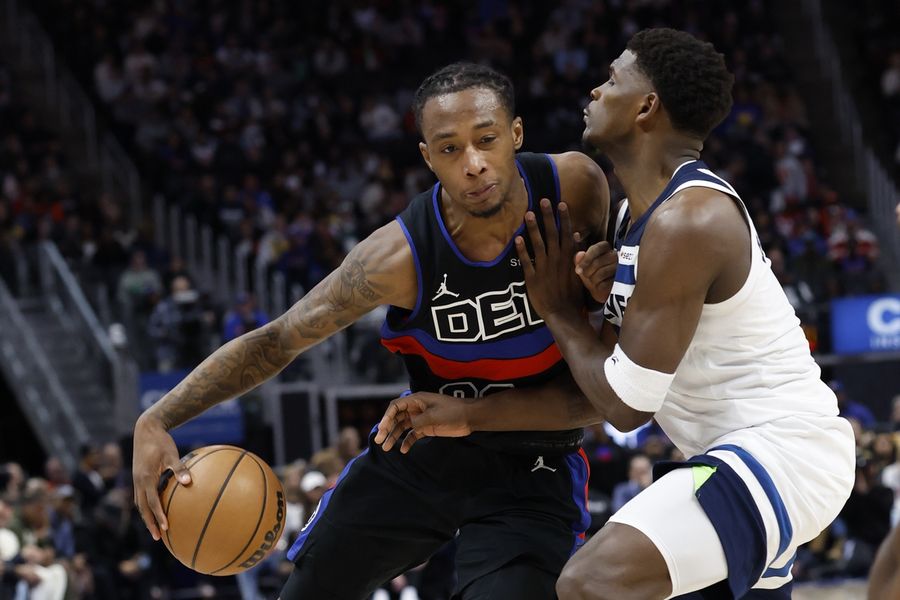 NBA: Minnesota Timberwolves at Detroit Pistons