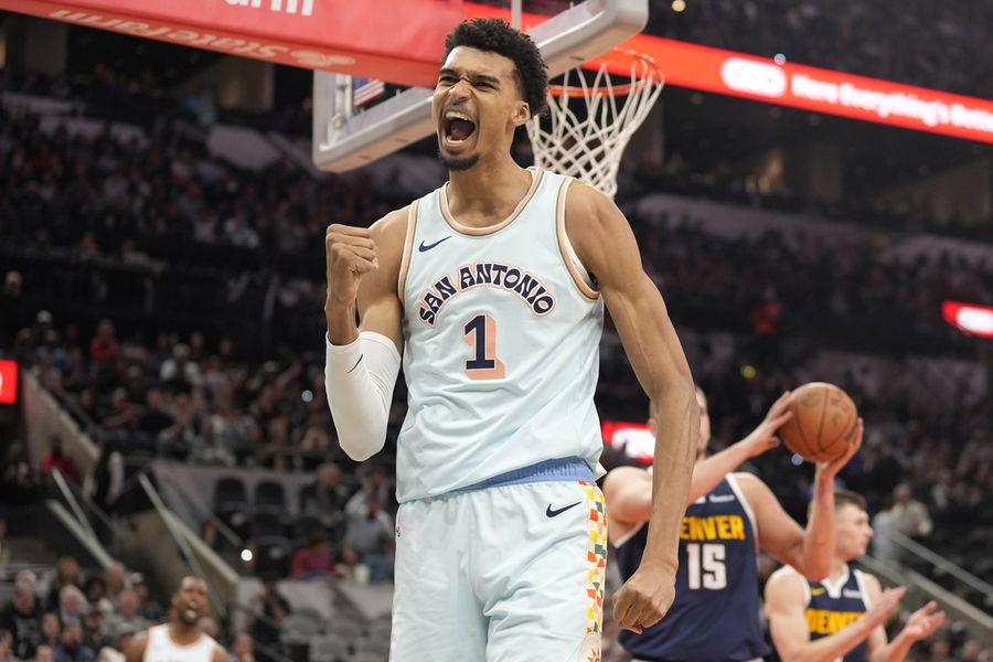 NBA: Denver Nuggets at San Antonio Spurs