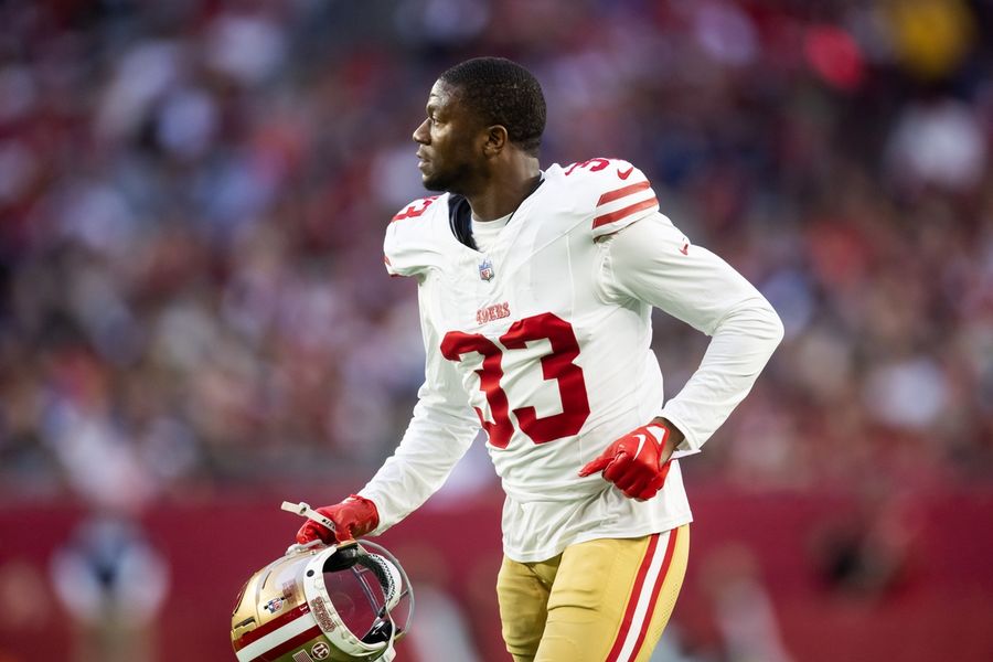 NFL: San Francisco 49ers at Arizona Cardinals