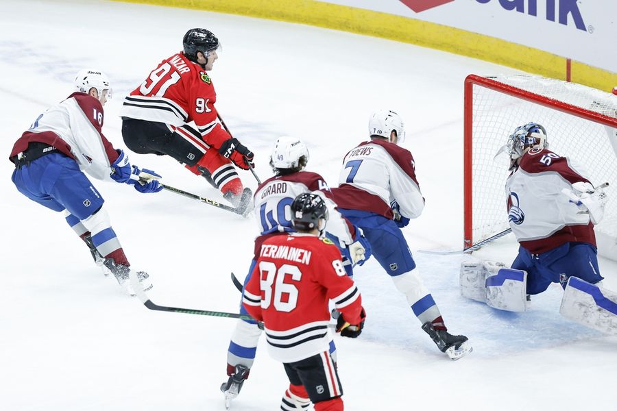 NHL: Colorado Avalanche at Chicago Blackhawks