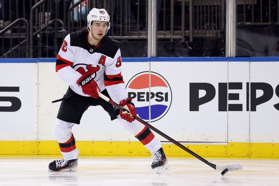 NHL: New Jersey Devils at New York Rangers
