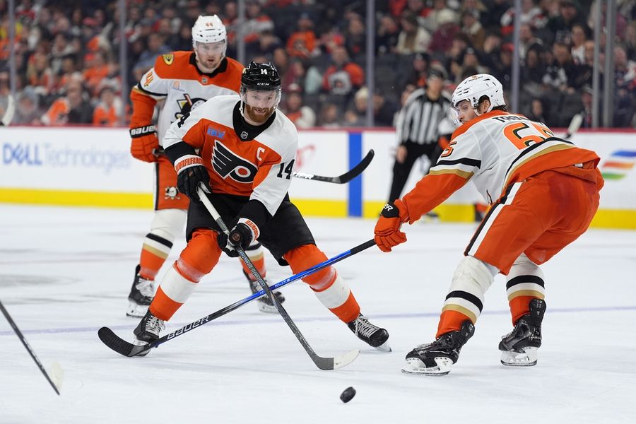 NHL: Anaheim Ducks at Philadelphia Flyers