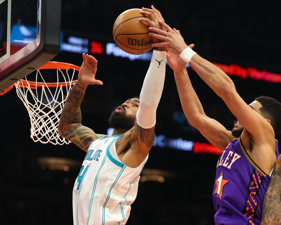 Report: Hornets trade Nick Richards to Suns for Josh Okogie