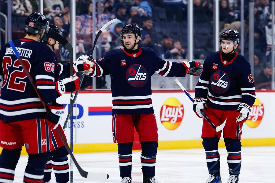 NHL: Vancouver Canucks at Winnipeg Jets
