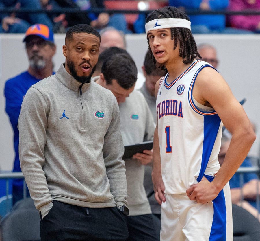 Florida assistant Taurean Green to keep coaching amid assault allegation