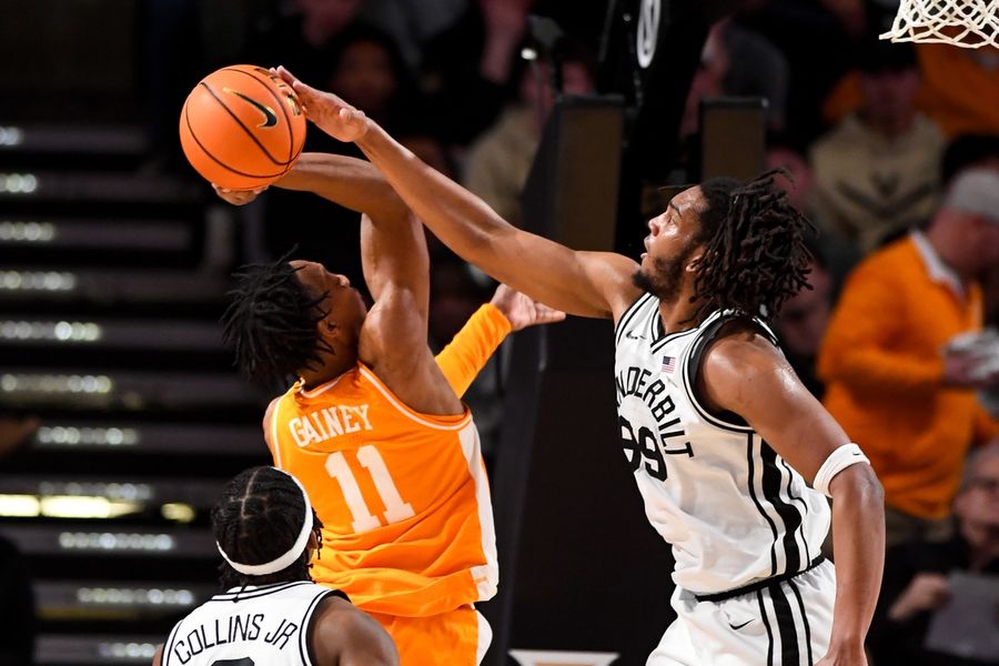 NCAA Basketball: Tennessee at Vanderbilt