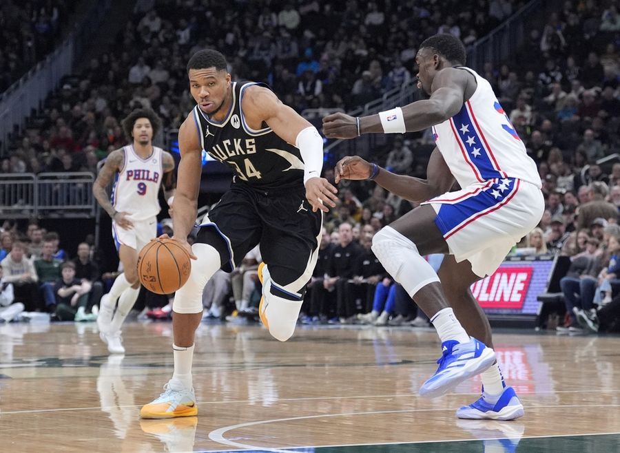 NBA: Philadelphia 76ers at Milwaukee Bucks