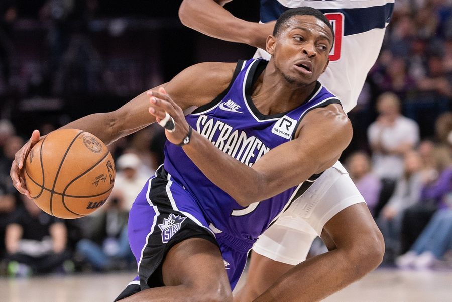 Report: Kings open up trade talks for G De'Aaron Fox