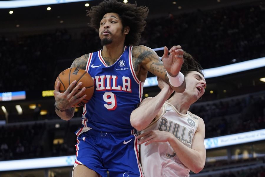 NBA: Philadelphia 76ers at Chicago Bulls