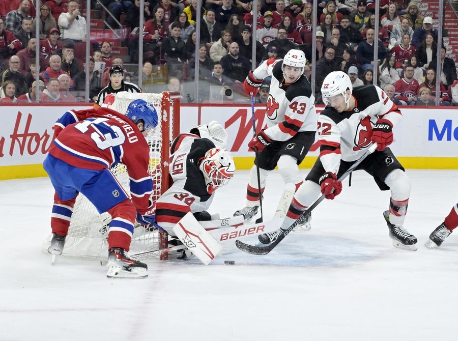 NHL: New Jersey Devils at Montreal Canadiens
