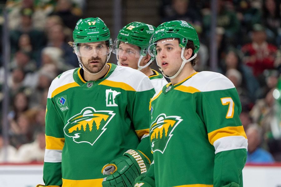 NHL: Calgary Flames at Minnesota Wild