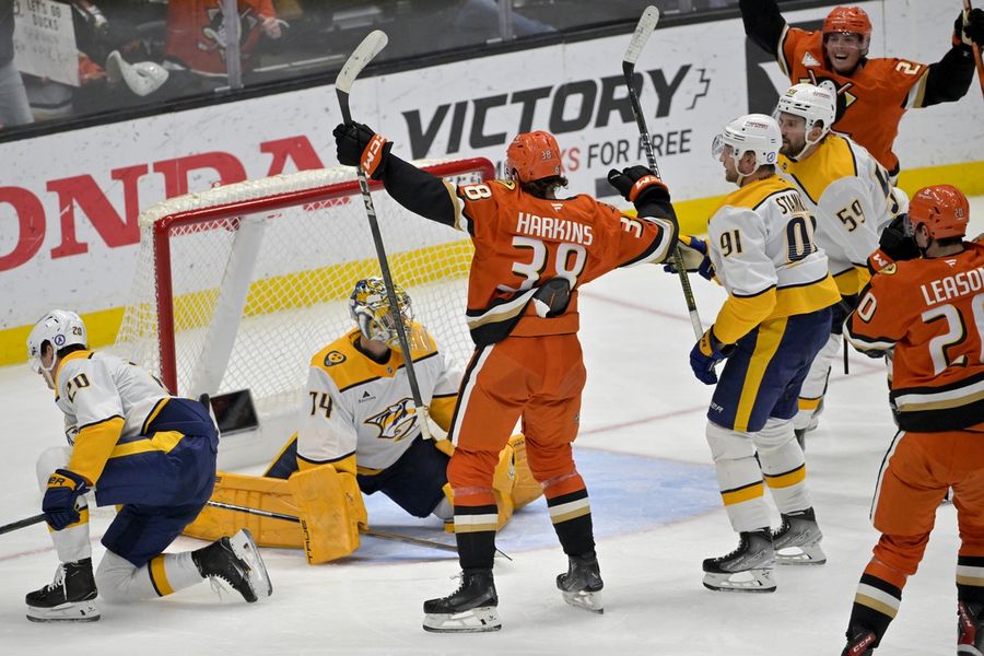 NHL: Nashville Predators at Anaheim Ducks