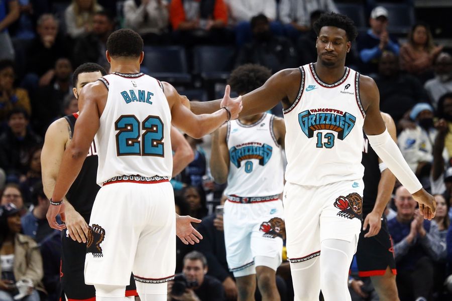High-flying Grizzlies look to stay hot vs. slumping Bucks