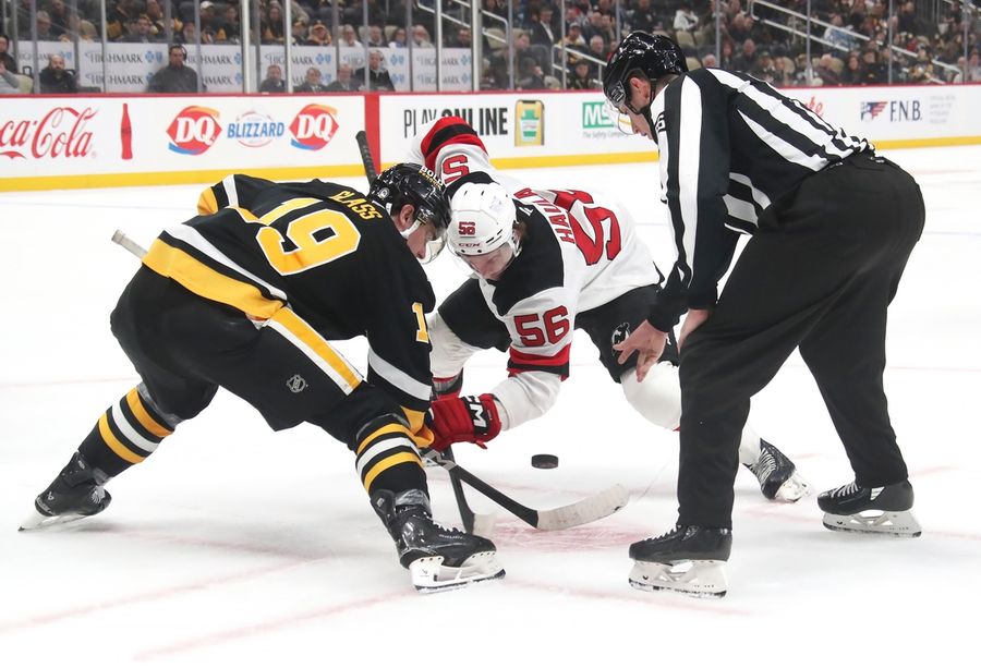 NHL: New Jersey Devils at Pittsburgh Penguins