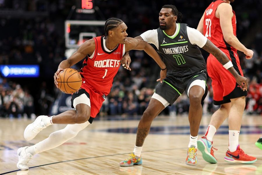 NBA: Houston Rockets at Minnesota Timberwolves