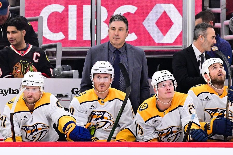 NHL: ناشفيل هنتر في شيكاغو بلاكهاكس