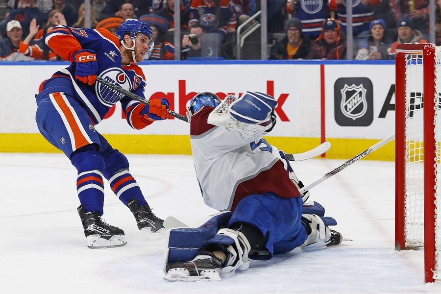 NHL: Colorado Avalanche at Edmonton Oilers