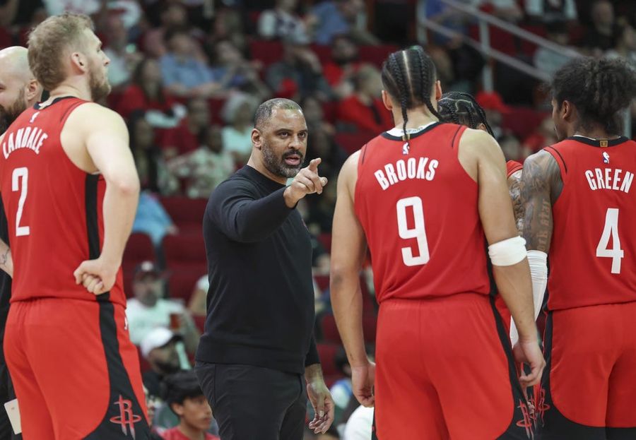 NBA: Toronto Raptors at Houston Rockets