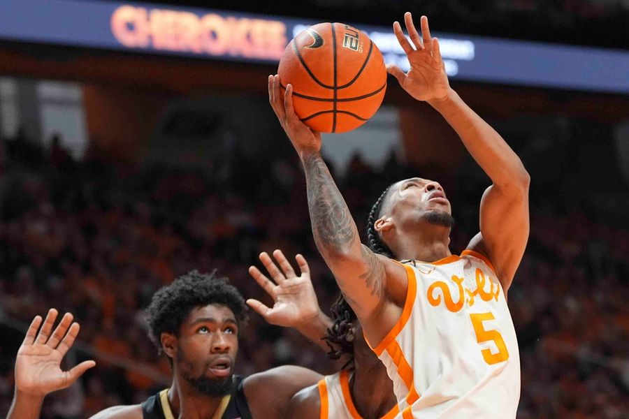 Syndication: The Knoxville News-Sentinel