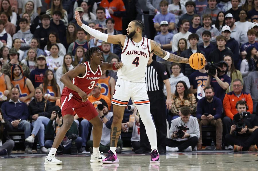 NCAA Basketball: Arkansas at Auburn