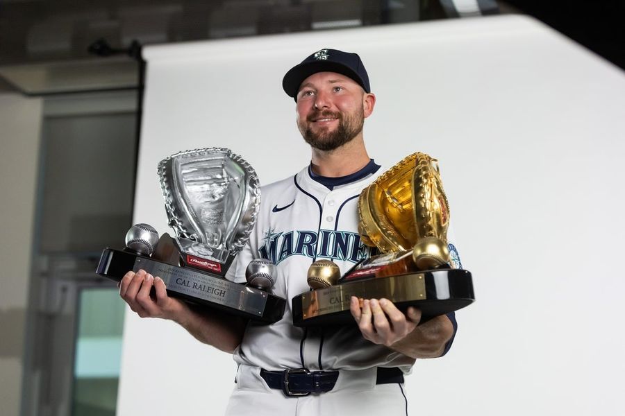 Report: Mariners, Cal Raleigh finalizing 6-year, $105M extension