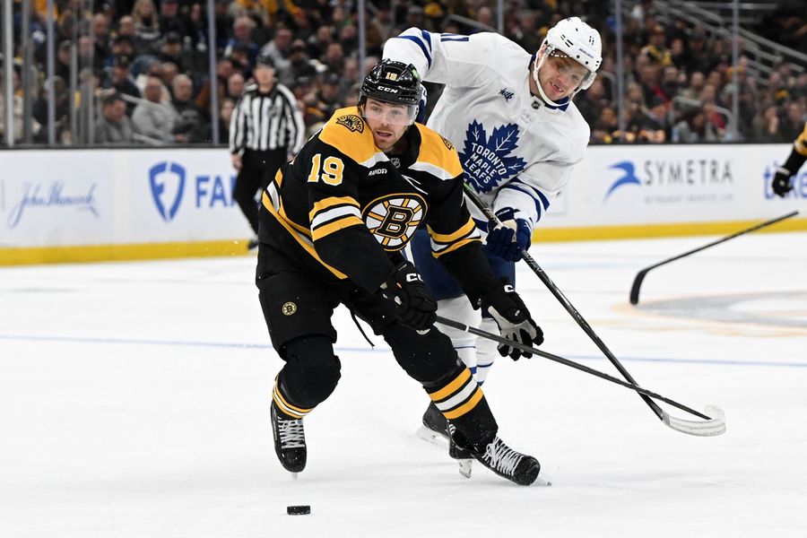 NHL: Toronto Maple Leafs at Boston Bruins