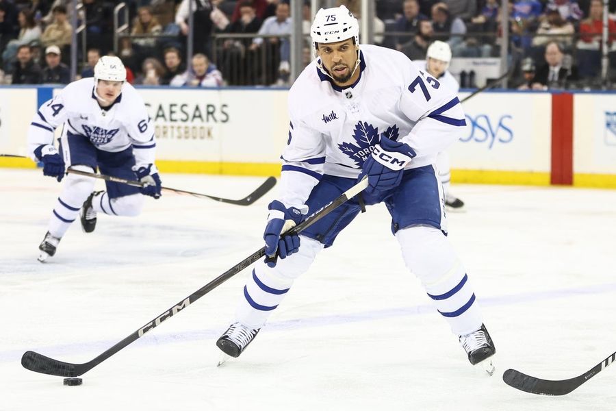 NHL: Toronto Maple Leafs in New York Rangers