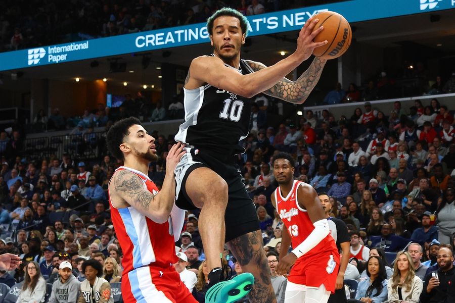 NBA: San Antonio Spurs at Memphis Grizzlies