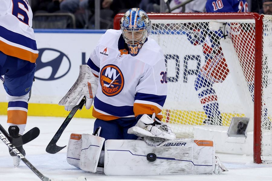 NHL: New York Islanders at New York Rangers