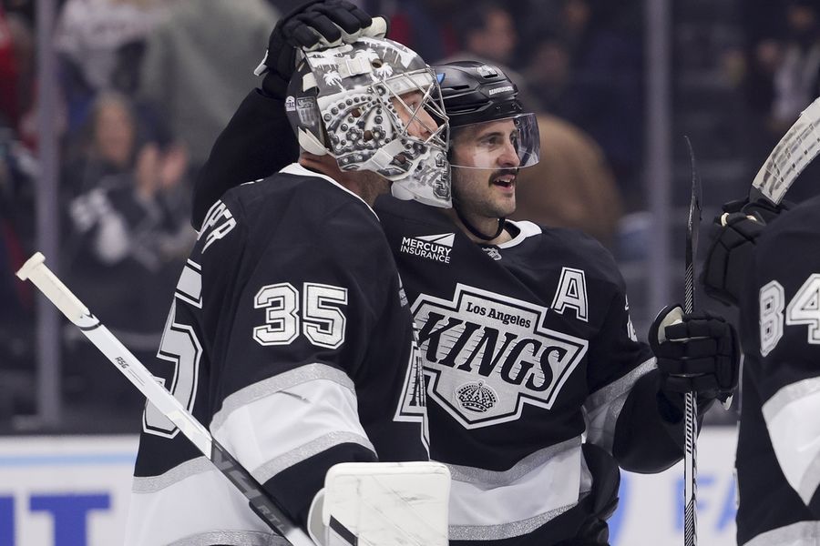 NHL: Washington Capitals at Los Angeles Kings